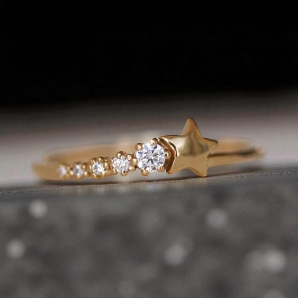 Gold Plated and Sterling Silver Star-Embellished Ring with Cubic Zircons. New.